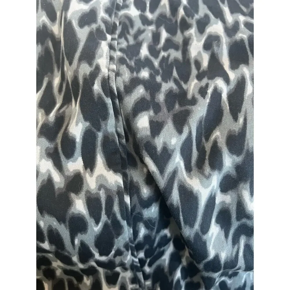 Worthington Leopard Print Black and Gray‎ Stretch Zippered Skirt Size 18